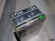 1895368-tdk-sa90-1983-with-bonus-tdk-sax90.jpg