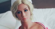 20180103-sexdolls.jpg-resize_then_crop-_frame_bg_color_FFF-h_630-gravity_center-q_70-preserve_...jpg