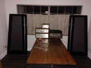 Carver Amazing Speakers.jpg