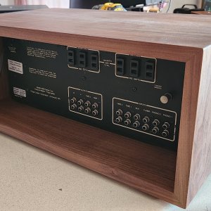 PL 4000 PA Rear Oblique.jpg